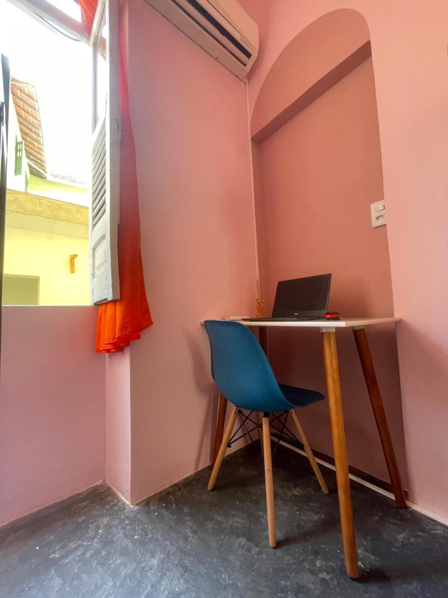 Albergue Sunflower Salvador